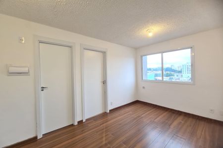 Sala de apartamento para alugar com 2 quartos, 34m² em Vila Ema, São Paulo