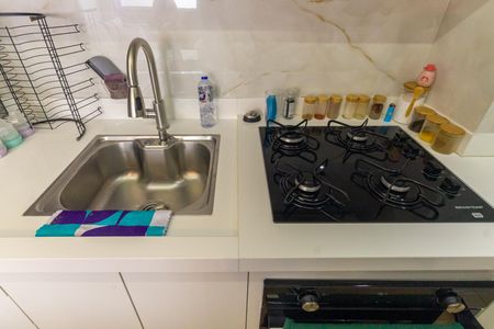 Sala/Cozinha e Área de Serviço de apartamento para alugar com 2 quartos, 35m² em Tatuapé, São Paulo