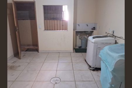 Cozinha de kitnet/studio para alugar com 1 quarto, 25m² em Vargem Grande, Rio de Janeiro