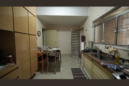 Cozinha de casa à venda com 2 quartos, 109m² em Vila Camilópolis, Santo André