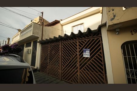 Fachada de casa à venda com 2 quartos, 109m² em Vila Camilópolis, Santo André