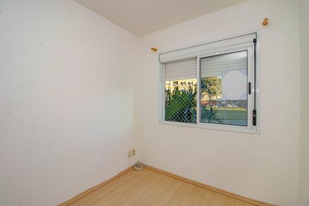 Quarto 1 de apartamento para alugar com 3 quartos, 69m² em Vila Ipiranga, Porto Alegre