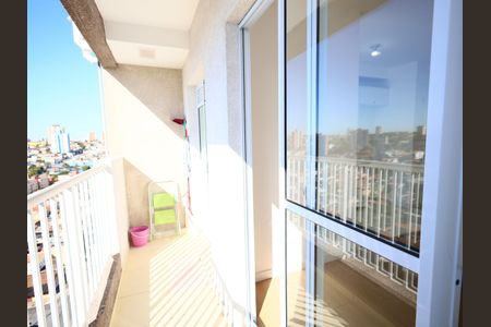 Sala de apartamento para alugar com 2 quartos, 46m² em Quitaúna, Osasco