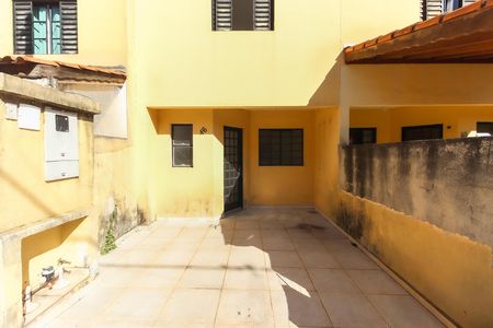 Casa de condomínio para alugar com 60m², 2 quartos e 1 vaga Casa de condomínio para alugar com 60m², 2 quartos e 1 vagaGaragem