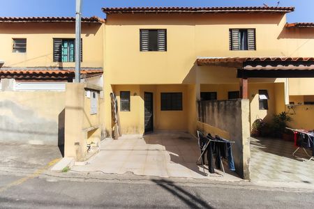 Casa de condomínio para alugar com 60m², 2 quartos e 1 vaga Casa de condomínio para alugar com 60m², 2 quartos e 1 vagaGaragem