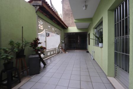 Quintal de casa à venda com 2 quartos, 225m² em Vila Industrial, São Paulo