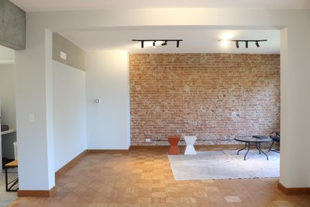 Sala de casa à venda com 3 quartos, 218m² em Vila Romana, São Paulo