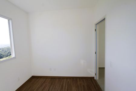 Apartamento à venda com 68m², 3 quartos e 2 vagasQuarto 2