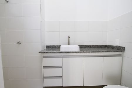 Banheiro da Suíte de apartamento à venda com 3 quartos, 68m² em Palmeiras, Belo Horizonte