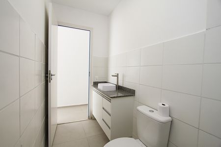 Apartamento à venda com 68m², 3 quartos e 2 vagasBanheiro Social