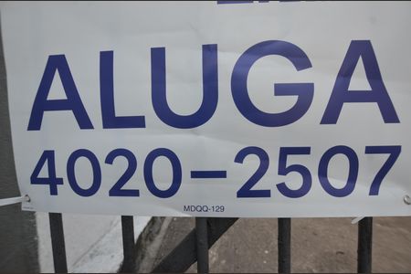 Placa Instalada de casa para alugar com 3 quartos, 150m² em Campinho, Rio de Janeiro