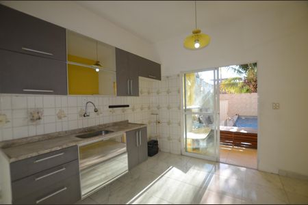 Casa para alugar com 150m², 3 quartos e 1 vagaCozinha e Área de Serviço