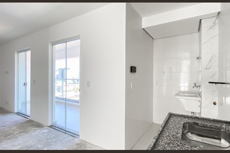 Cozinha de apartamento à venda com 2 quartos, 72m² em Vila Santana, São Paulo