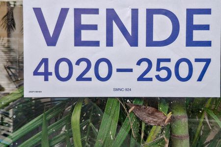 Studio à venda com 36m², 1 quarto e sem vaga Studio à venda com 36m², 1 quarto e sem vagaSMNC-924