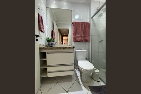 Apartamento à venda com 77m², 3 quartos e 2 vagas Apartamento à venda com 77m², 3 quartos e 2 vagasBanheiro