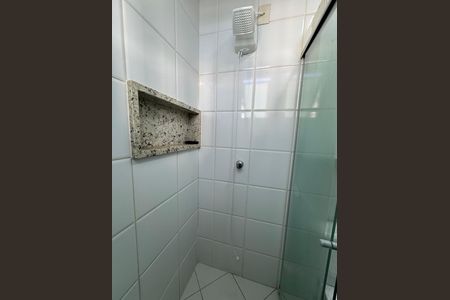 Apartamento à venda com 77m², 3 quartos e 2 vagas Apartamento à venda com 77m², 3 quartos e 2 vagasBanheiro da suíte 1