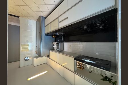 Apartamento à venda com 77m², 3 quartos e 2 vagas Apartamento à venda com 77m², 3 quartos e 2 vagasCozinha