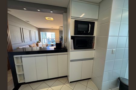Apartamento à venda com 77m², 3 quartos e 2 vagas Apartamento à venda com 77m², 3 quartos e 2 vagasCozinha