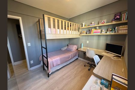 Apartamento à venda com 77m², 3 quartos e 2 vagas Apartamento à venda com 77m², 3 quartos e 2 vagasQuarto