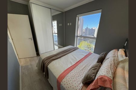 Apartamento à venda com 77m², 3 quartos e 2 vagas Apartamento à venda com 77m², 3 quartos e 2 vagasSuíte 1