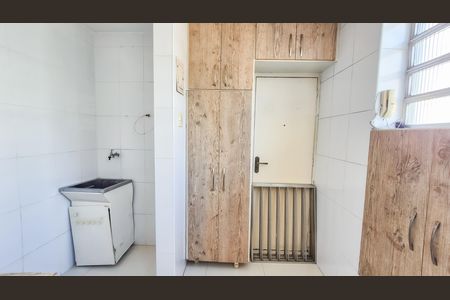 Apartamento à venda com 65m², 3 quartos e 2 vagas Apartamento à venda com 65m², 3 quartos e 2 vagasÁrea de Serviço