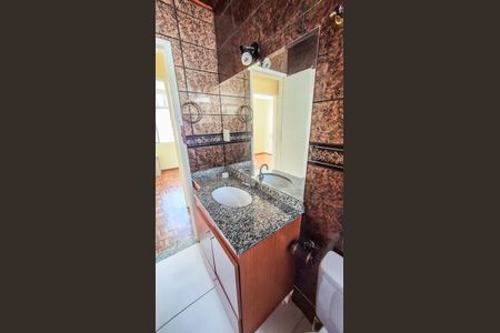 Apartamento à venda com 65m², 3 quartos e 2 vagas Apartamento à venda com 65m², 3 quartos e 2 vagasBanheiro