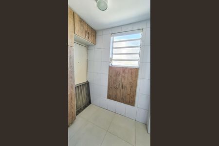Apartamento à venda com 65m², 3 quartos e 2 vagas Apartamento à venda com 65m², 3 quartos e 2 vagasÁrea de Serviço