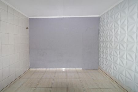 Sala de casa para alugar com 2 quartos, 70m² em Jardim Dona Sinha, São Paulo