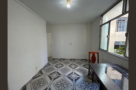 Apartamento para alugar com 60m², 2 quartos e 1 vagaSala