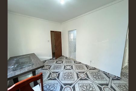 Sala de apartamento para alugar com 2 quartos, 60m² em Pilares, Rio de Janeiro
