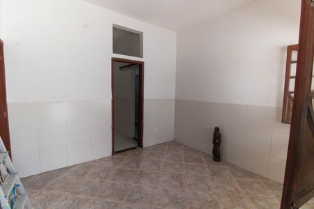 Casa para alugar com 30m², 1 quarto e sem vaga Casa para alugar com 30m², 1 quarto e sem vagaSala