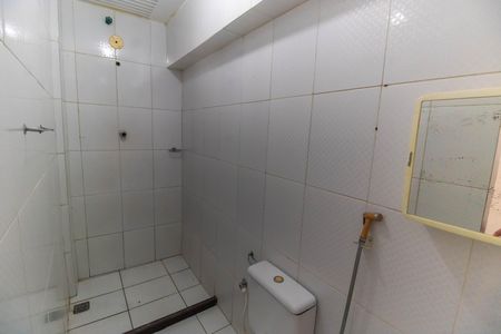 Casa para alugar com 30m², 1 quarto e sem vaga Casa para alugar com 30m², 1 quarto e sem vagaBanheiro