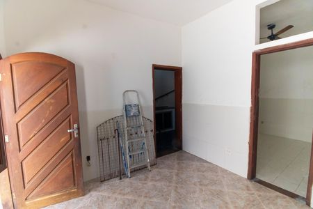 Casa para alugar com 30m², 1 quarto e sem vaga Casa para alugar com 30m², 1 quarto e sem vagaSala
