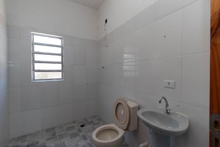 Banheiro social 2 de casa para alugar com 4 quartos, 120m² em Tremembé, São Paulo