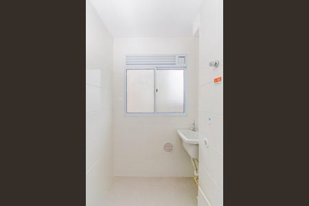 Área de serviço de apartamento para alugar com 2 quartos, 44m² em Jardim Itu, Porto Alegre