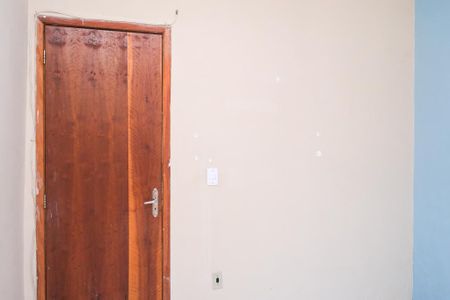 Quarto 2 de casa de condomínio para alugar com 2 quartos, 55m² em Ponto Chic, Nova Iguaçu