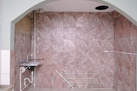 Área de casa de condomínio para alugar com 2 quartos, 55m² em Ponto Chic, Nova Iguaçu