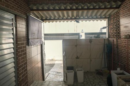 Casa de condomínio para alugar com 55m², 2 quartos e sem vaga Casa de condomínio para alugar com 55m², 2 quartos e sem vagaEntrada
