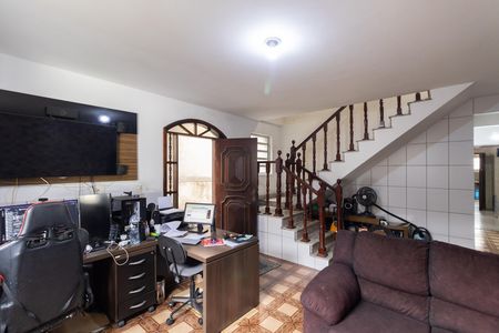 Sala de casa à venda com 4 quartos, 250m² em Vila Norma, São Paulo