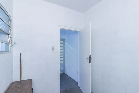 Casa para alugar com 450m², 3 quartos e 3 vagas Casa para alugar com 450m², 3 quartos e 3 vagasQuarto dos Fundos