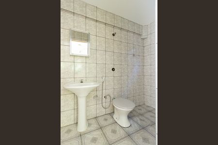 Casa para alugar com 450m², 3 quartos e 3 vagas Casa para alugar com 450m², 3 quartos e 3 vagasBanheiro Quarto 1