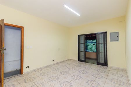 Casa para alugar com 450m², 3 quartos e 3 vagas Casa para alugar com 450m², 3 quartos e 3 vagasSala