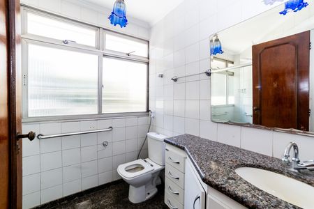Apartamento para alugar com 320m², 4 quartos e 2 vagasBanheiro da Suíte