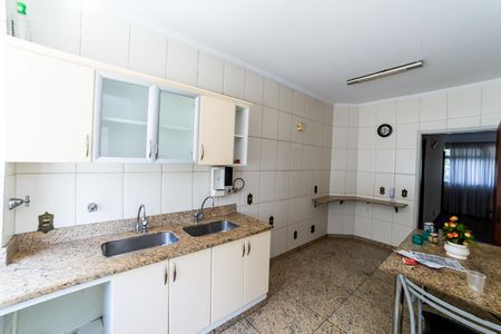 Cozinha de apartamento para alugar com 4 quartos, 320m² em Santo Agostinho, Belo Horizonte