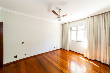Apartamento para alugar com 320m², 4 quartos e 2 vagasSuíte