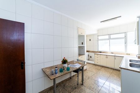 Cozinha de apartamento para alugar com 4 quartos, 320m² em Santo Agostinho, Belo Horizonte