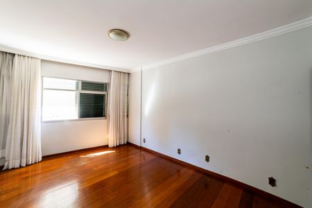 Apartamento para alugar com 320m², 4 quartos e 2 vagasQuarto 2