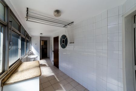 Apartamento para alugar com 320m², 4 quartos e 2 vagasÁrea de Serviço