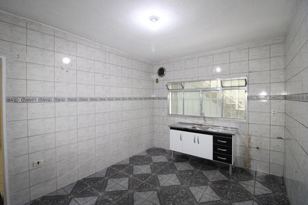 Cozinha de casa para alugar com 1 quarto, 120m² em Conjunto Habitacional Santa Etelvina Ii, São Paulo