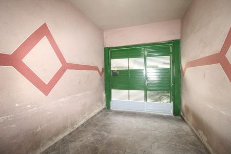 Garagem de casa para alugar com 1 quarto, 120m² em Conjunto Habitacional Santa Etelvina Ii, São Paulo